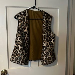Vintage leopard vest size medium